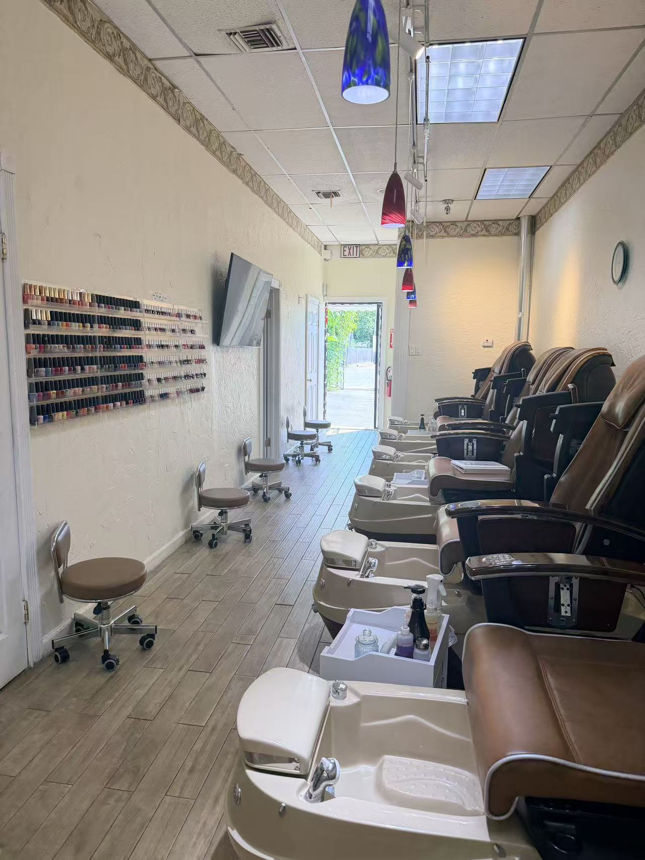 CNB Nails Lash Spa gallery image